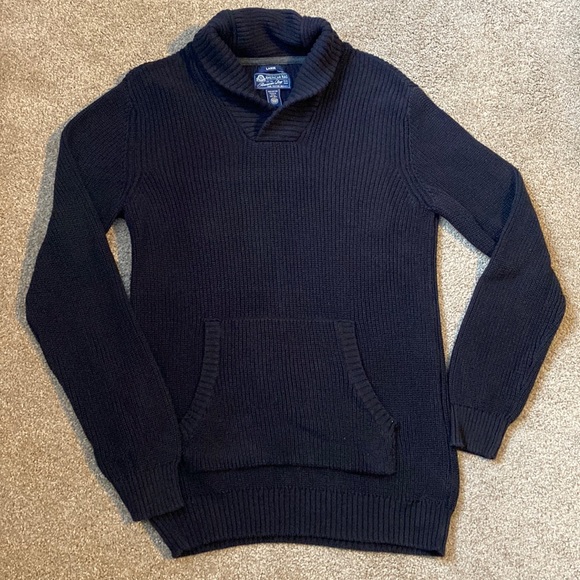 EUC Mens Large American Rag V-Neck Black Sweater with pocket in front - Picture 1 of 4
